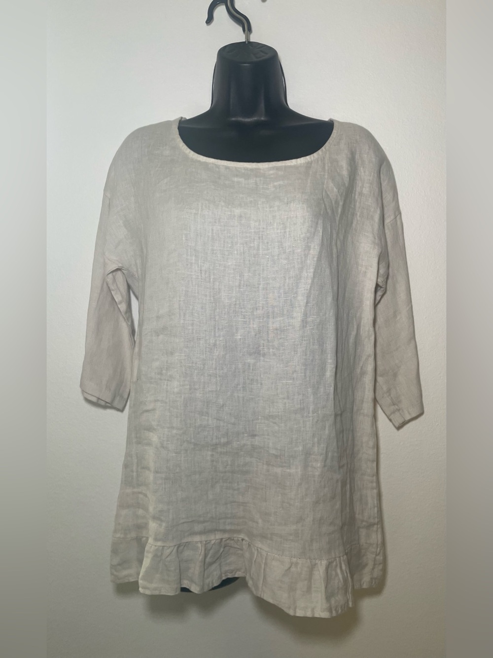 NWOT Lungo L’Arno Linen Tunic Top M Made in Italy Ivory Ruffle Hem Lagenlook - Picture 2 of 7